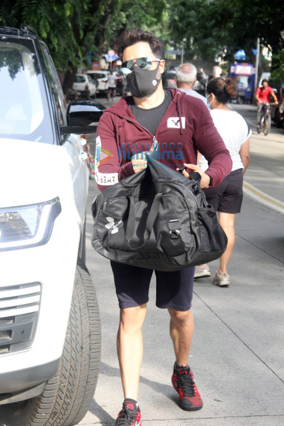 photos emraan hashmi spotted at the gym 3 2