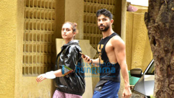 Photos: Huma Qureshi snapped in Juhu