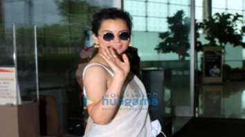 Photos: Kangana Ranaut, Tamannaah Bhatia and Pooja Hegde snapped at the airport