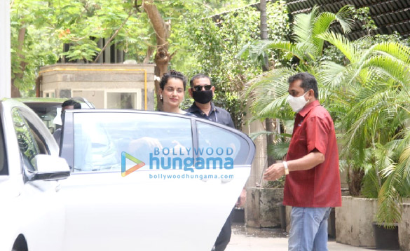 photos kangana ranaut spotted at her office 3 3