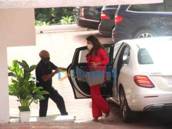 Photos: Kiara Advani spotted at Sidharth Malhotra's house