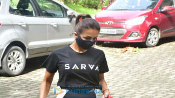 Photos: Malaika Arora spotted with her pet on a morning walk