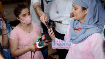 Photos: Nisha Rawal to hold press conference to address the domestic violence case against husband Karan Mehra