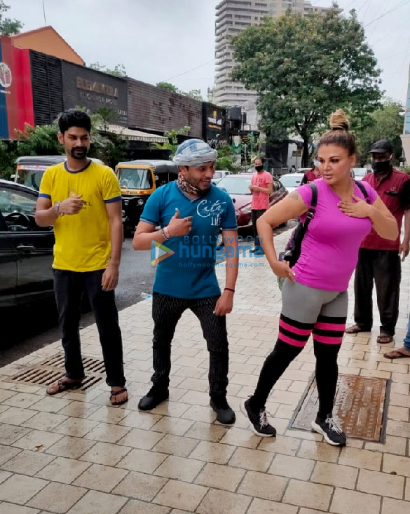 photos rakhi sawant snapped at the gym 4 4