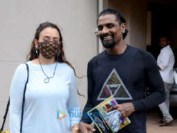 Photos: Remo D’Souza and Lizelle D’Souza snapped in Versova