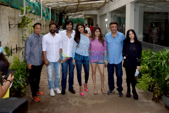 Photos: Shilpa Shetty, Meezaan Jafri, and others snapped at Sunny Super Sound for Hungama 2 song preview Photos: Shilpa Shetty, Meezaan Jafri, and others snapped at Sunny Super Sound for Hungama 2 song preview