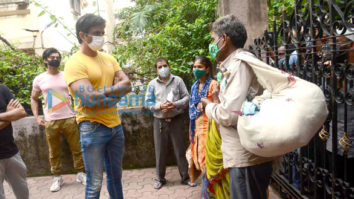 Photos: Sonu Sood snapped at his residence