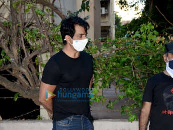 Photos: Sonu Sood snapped at his residence