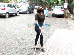 Photos: Sophie Choudry spotted in Bandra