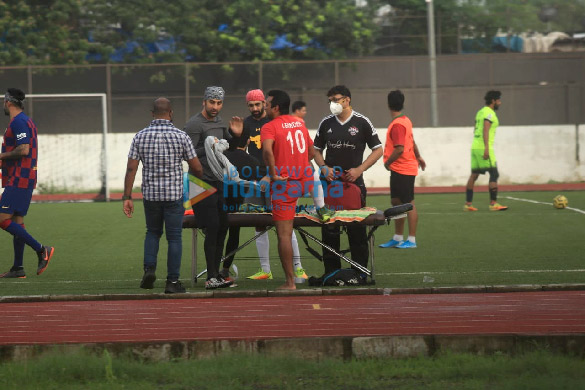 photos tiger shroff disha patani ranbir kapoor arjun kapoor and others snapped during a football match practice 2