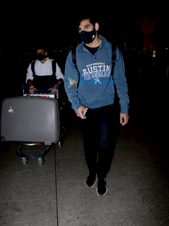 photos urvashi rautela and ahan shetty snapped at the airport 2
