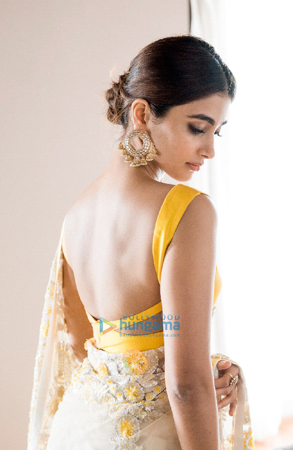 pooja hegde 1 5