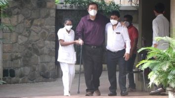 Randhir Kapoor spotted at Kareena Kapoor’s house in Bandra