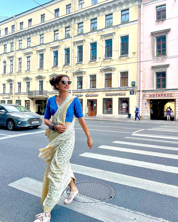 Taapsee Pannu takes to the streets of Russia in a stunning saree