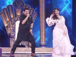 Shilpa Shetty Kundra performs as Kumar Sanu sings ‘Yeh Kaali Kaali Aankhein’ live on Super Dancer-Chapter 4
