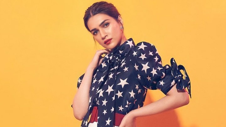 FUNNY-Kriti Sanon: “If Kriti in Mimi meets Vicky Donor…” | Rapid Fire | Ayushmann Khurana | Nupur Sanon FUNNY-Kriti Sanon: “If Kriti in Mimi meets Vicky Donor…” | Rapid Fire | Ayushmann Khurana | Nupur Sanon