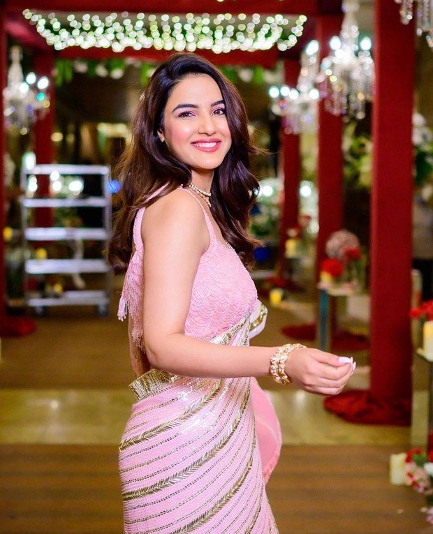 Jasmin Bhasin dons a sparkly blush pink saree worth Rs. 1.45 lakh for Disha Parmar-Rahul Vaidya's wedding after party