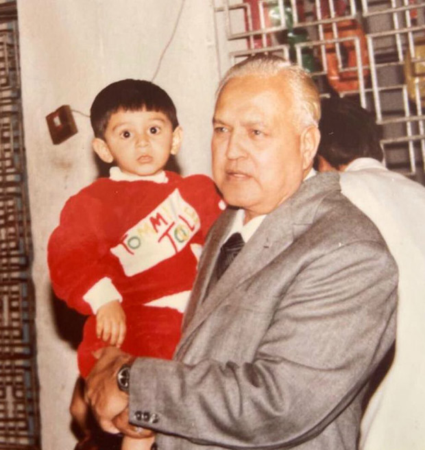 Kartik Aaryan's grandfather passes away; actor says 'I'm hoping to get some of your swag someday' Kartik Aaryan's grandfather passes away; actor says 'I'm hoping to get some of your swag someday'