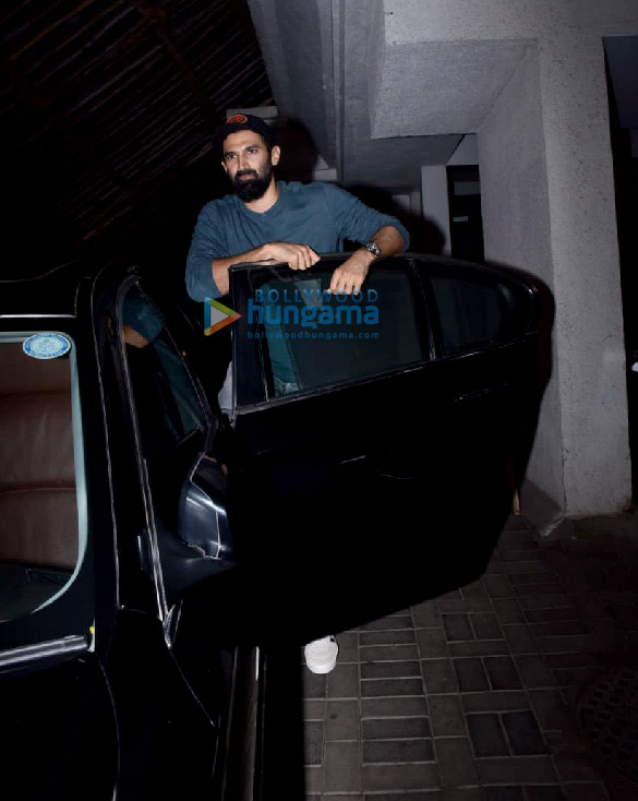 photos aditya roy kapur snapped at sanjay leela bhansalis office in juhu 4