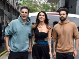 Photos: Akshay Kumar, Vaani Kapoor and Jackky Bhagnani snapped promoting their film Bellbottom