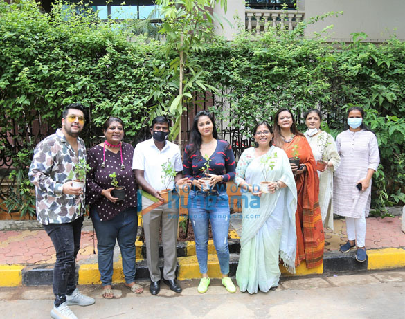 photos bappa b lahiri dr mickey mehta and rupali suri join bmcs be a tree parent mega vriksha campaign 3