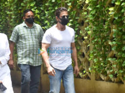 Photos: Celebs arrives at Dilip Kumar’s residence to pay their last respects