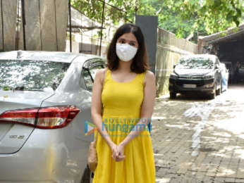 Photos: Divya Khosla Kumar snapped at a dubbing studio in Andheri