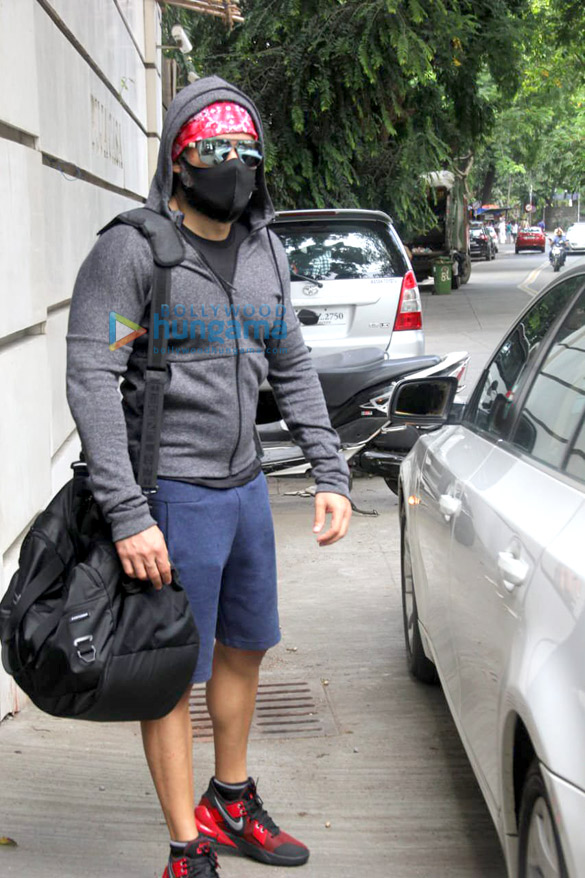 photos emraan hashmi spotted at the gym 1 4