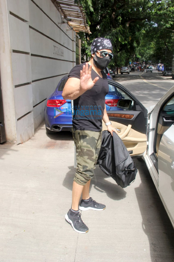 photos emraan hashmi spotted at the gym 2 3