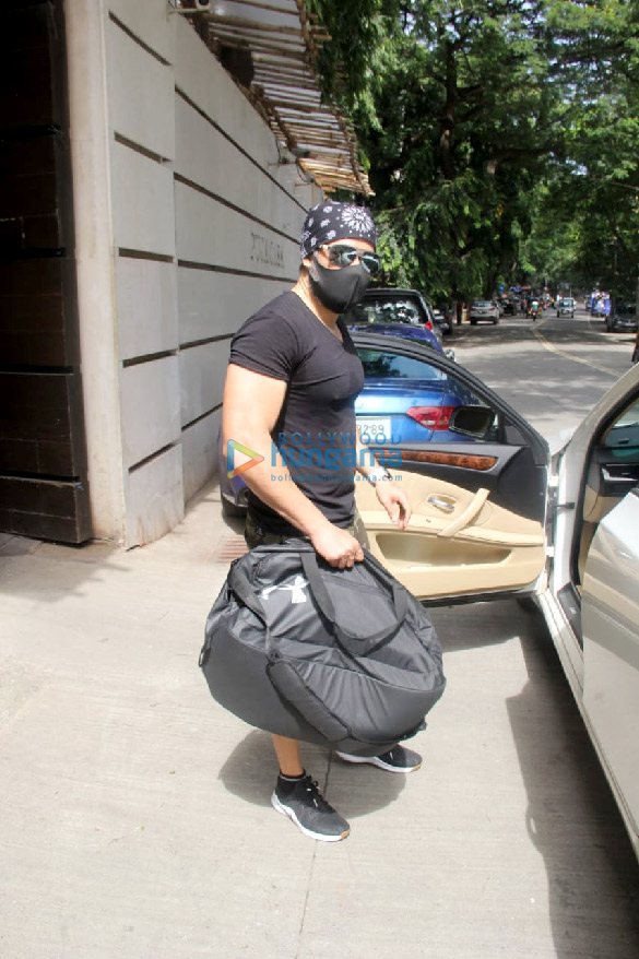 photos emraan hashmi spotted at the gym 3 3