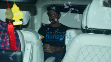 Photos: Hrithik Roshan spotted in Bandra for a shoot