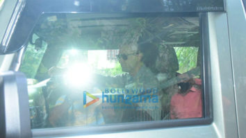 Photos: Imran Khan snapped in Bandra