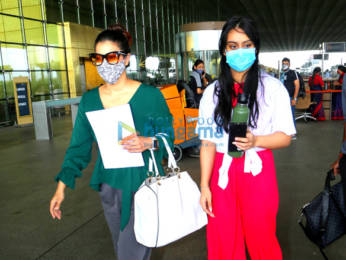 Photos: Kajol and Nysa Devgan snapped at the airport