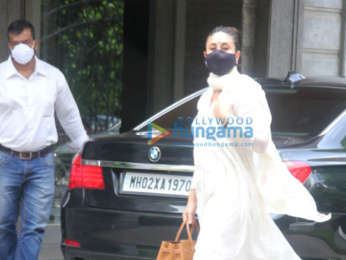 Photos: Kareena Kapoor Khan spotted in Bandra