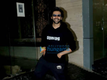 Photos: Kartik Aaryan snapped at Rohit Dhawan’s office in Juhu