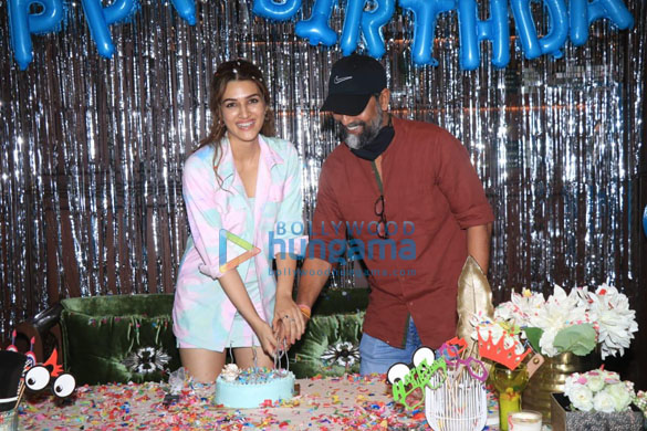 photos kriti sanon brings in her birthday by hosting a special screening of mimi at the maddock office on monday 81 2