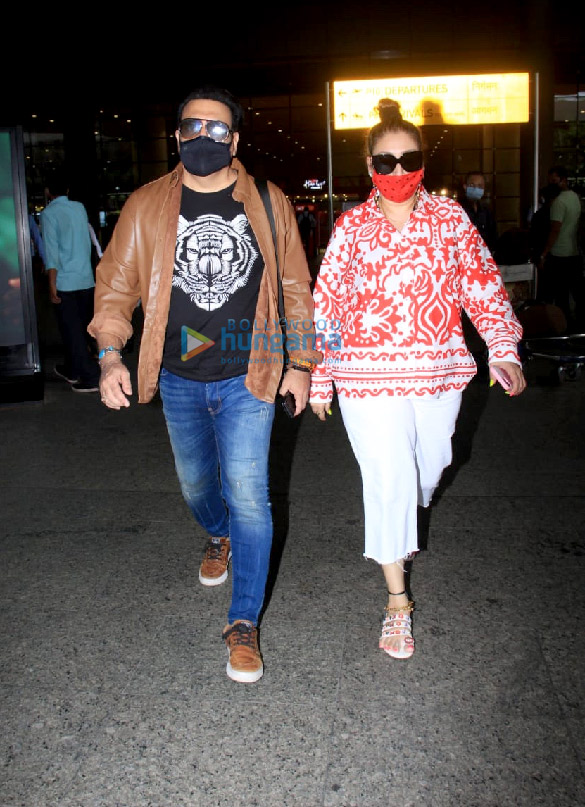 photos malaika arora govinda and sunita ahuja snapped at the airport 2