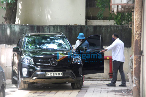 photos ranveer singh spotted outside a dance class in bandra 1