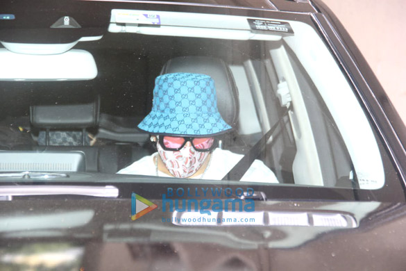photos ranveer singh spotted outside a dance class in bandra 4
