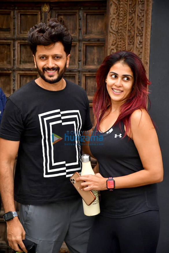 Photos: Riteish Deshmukh and Genelia D’Souza spotted at gym in Bandra Photos: Riteish Deshmukh and Genelia D’Souza spotted at gym in Bandra