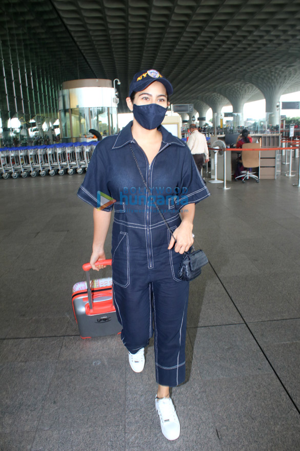 Photos: Sara Ali Khan, Tamannaah Bhatia and others snapped at the airport