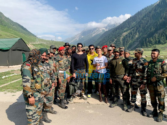 Photos: Sidharth Malhotra, Kiara Advani, Karan Johar with the jawans en route to Kargil for the trailer launch of Shershaah