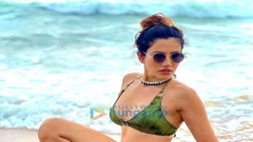 Celeb Photos Of Sonnalli Seygall