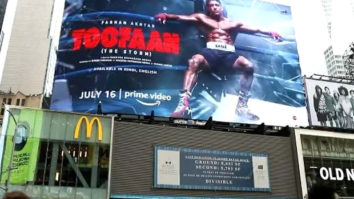 Rakeysh Omprakash Mehra’s Toofaan displayed on a billboard at Times Square in NYC; Farhan Akhtar pens a note