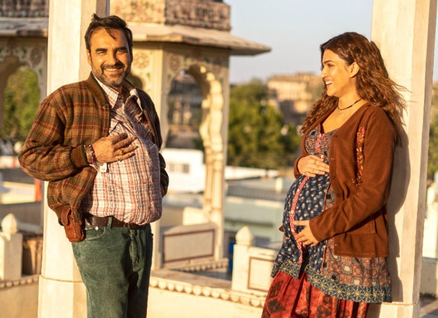 "Working with Kriti was such a joy", says Pankaj Tripathi about working with Kriti Sanon in Mimi