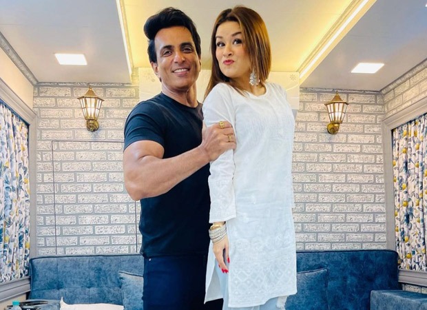 Sonu Sood collaborates with Avneet Kaur for an Instagram video to promote the track ‘Saath Kya Nibhaoge’
