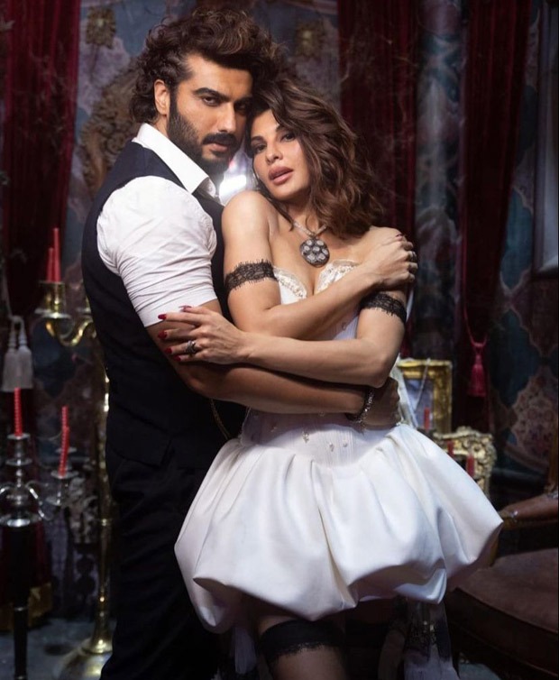 Arjun Kapoor and Jacqueline Fernandez are all smiles in Expectation vs Reality photos for Bhoot Police Arjun Kapoor and Jacqueline Fernandez are all smiles in Expectation vs Reality photos for Bhoot Police