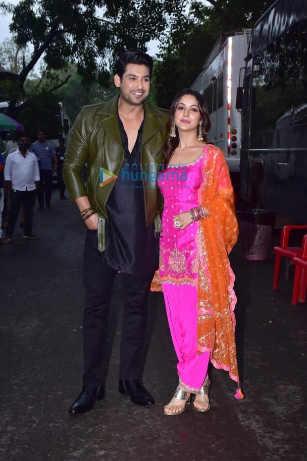 Bigg Boss OTT: Sidharth Shukla looks dapper; Shehnaaz Gill keeps it vibrant in Patiala suit