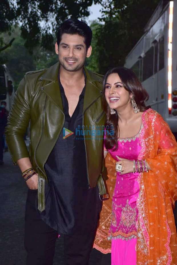 Bigg Boss OTT: Sidharth Shukla looks dapper; Shehnaaz Gill keeps it vibrant in Patiala suit
