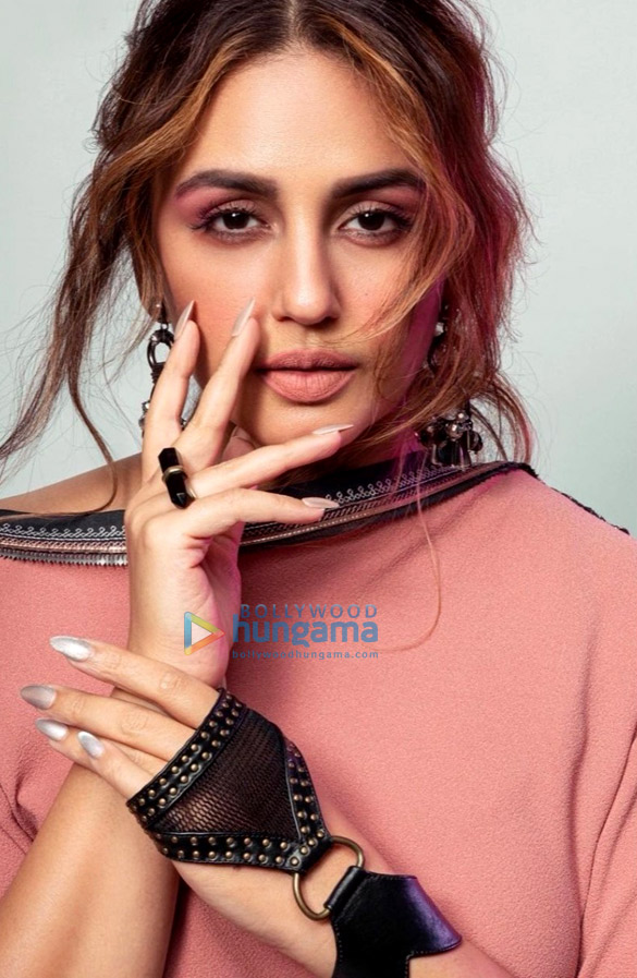 huma qureshi 2 8